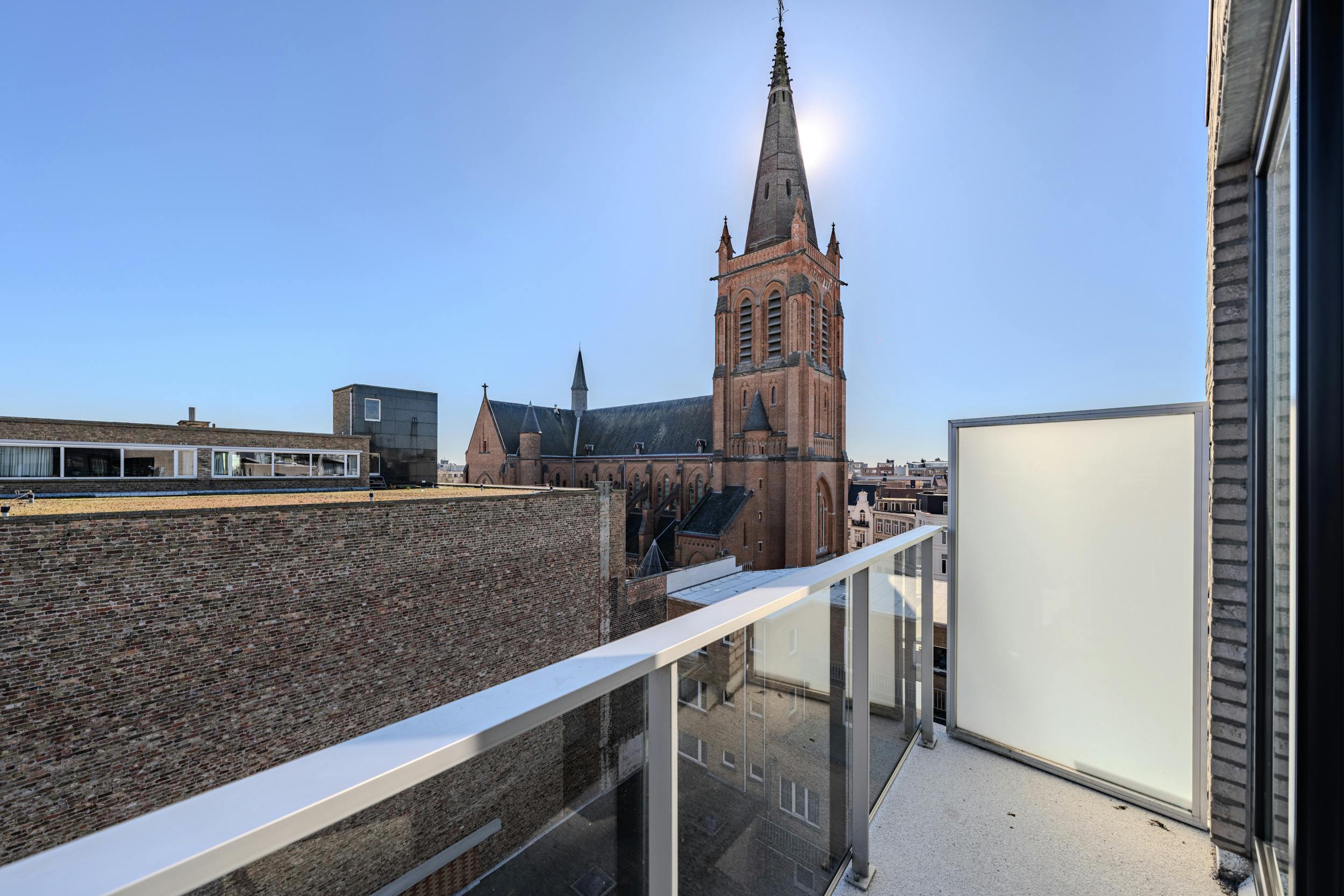 Magnifiek duplexappartement met zonneterras te Oostende foto 2