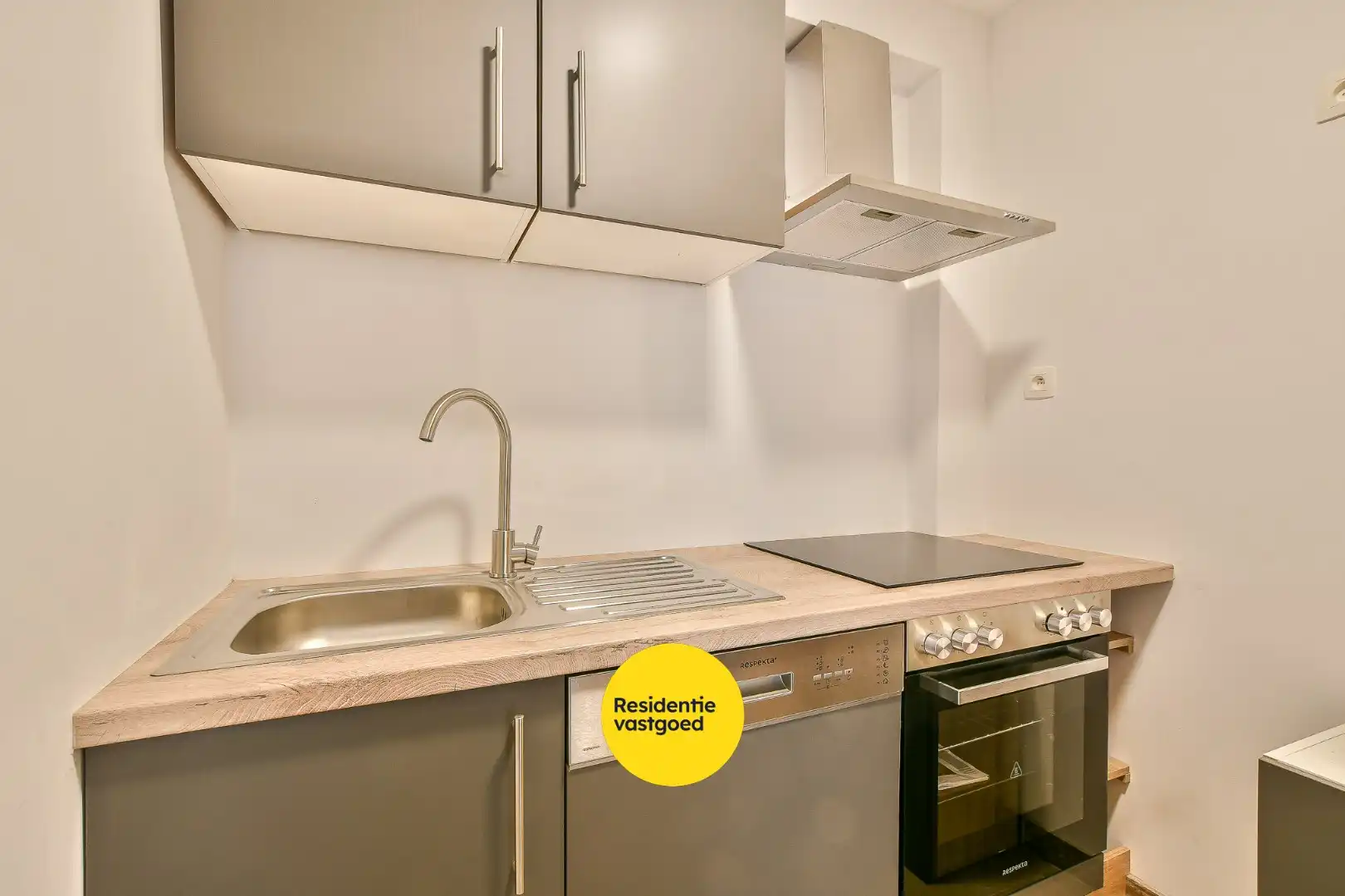 Te huur: gelijkvloers 2-slaapkamerappartement in centrum De Haan!  foto 10