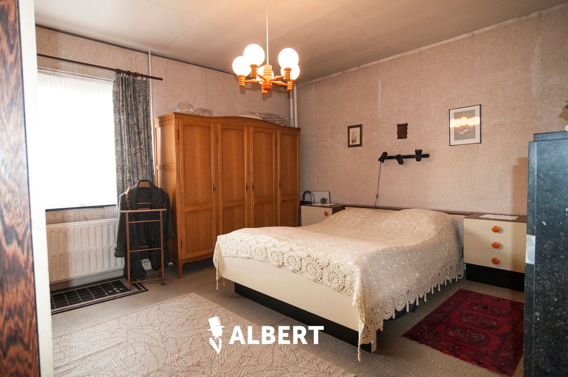 Gunstig gelegen, ruime, tijdloze woning op prachtig perceel! foto 17