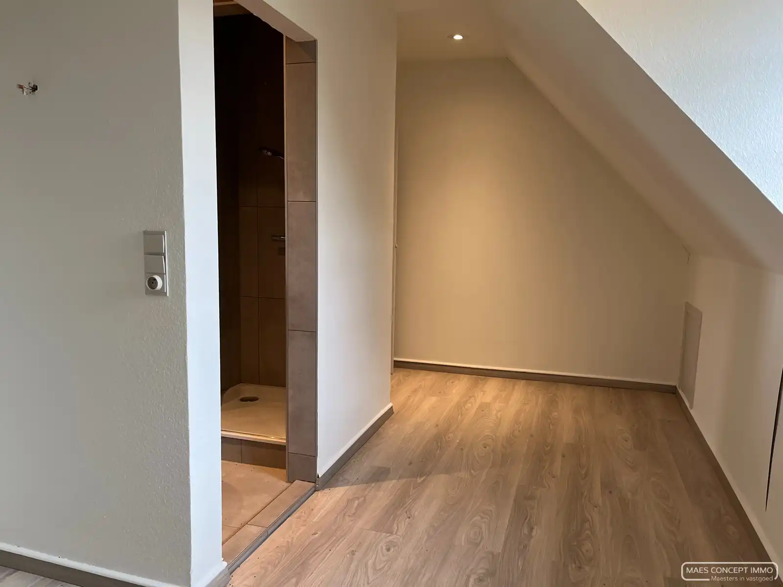 Ruim duplex appartement te huur in Anzegem foto 10