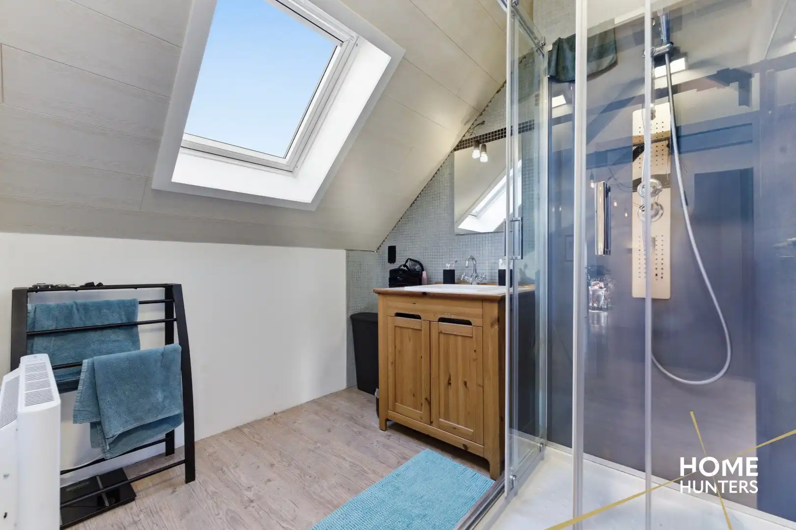 Rustig gelegen halfopen bebouwing met ruime tuin in Hooglede! foto 11