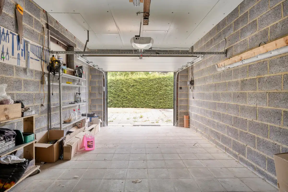 RUIME OP TE FRISSEN VRIJSTAANDE WONING OP 16A TE ZUTENDAAL. foto 12