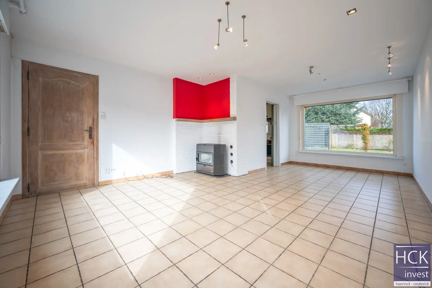 KRUISHOUTEM - Ruime halfopen woning op 674 m² met 4 SLPK., aan het Lozerbos! foto 4
