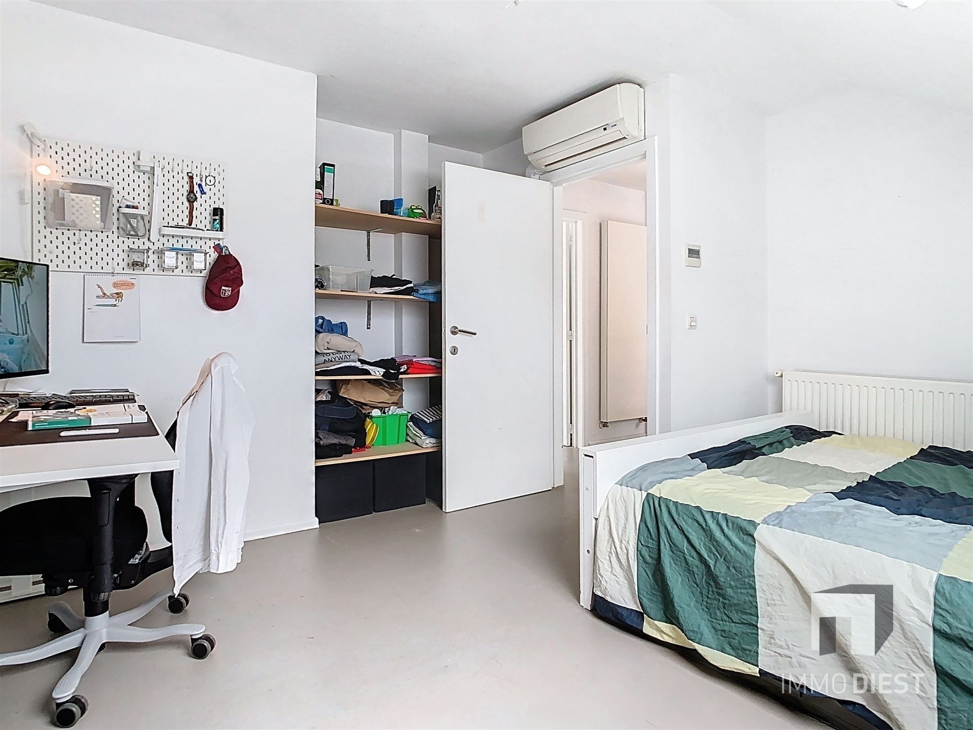 Handelspand met luxe woonst op goede locatie foto 38