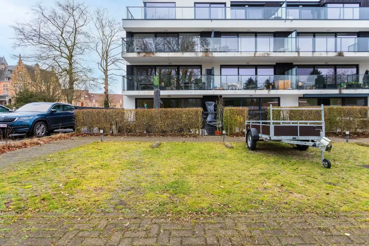 Autostaanplaats te koop in Zwevegem foto 4