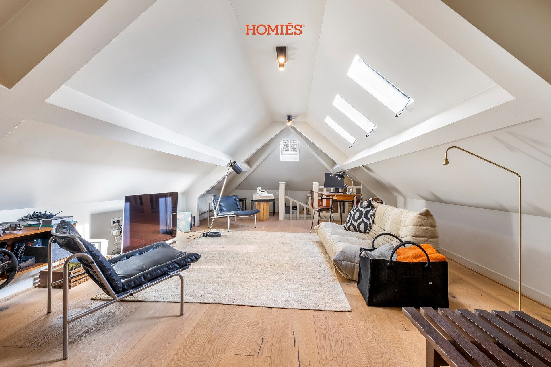 High-end villa op prime location foto 21
