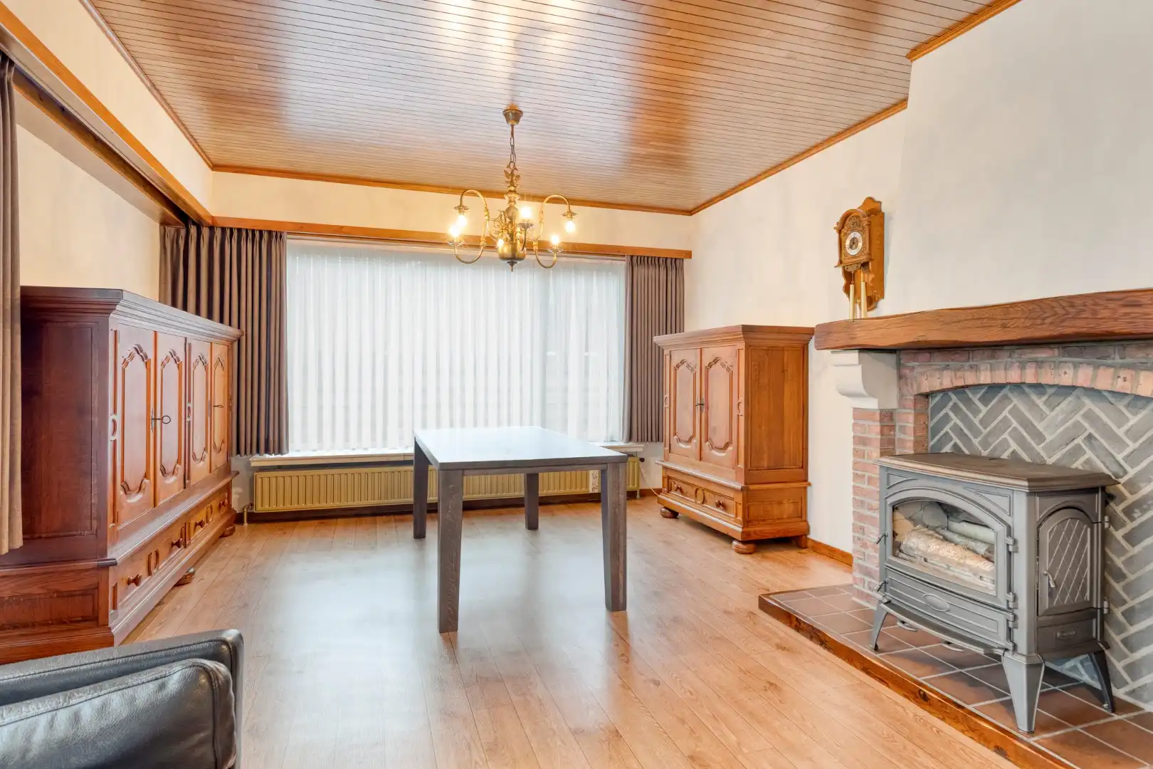 Goed onderhouden gelijkvloers woning op een rustige locatie. foto 4
