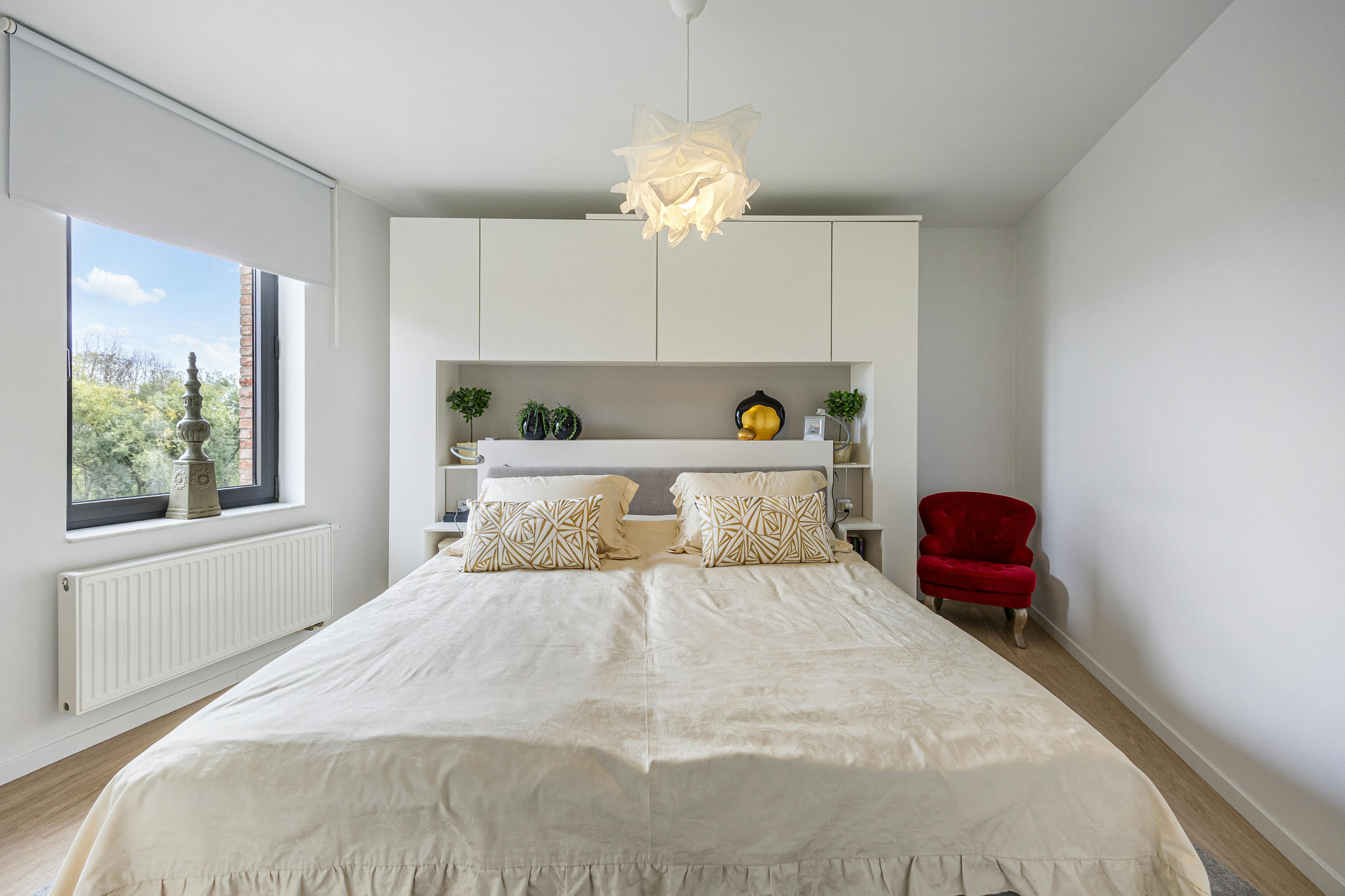 Exclusief hoekappartement aan het water met ruim zonneterras foto 12