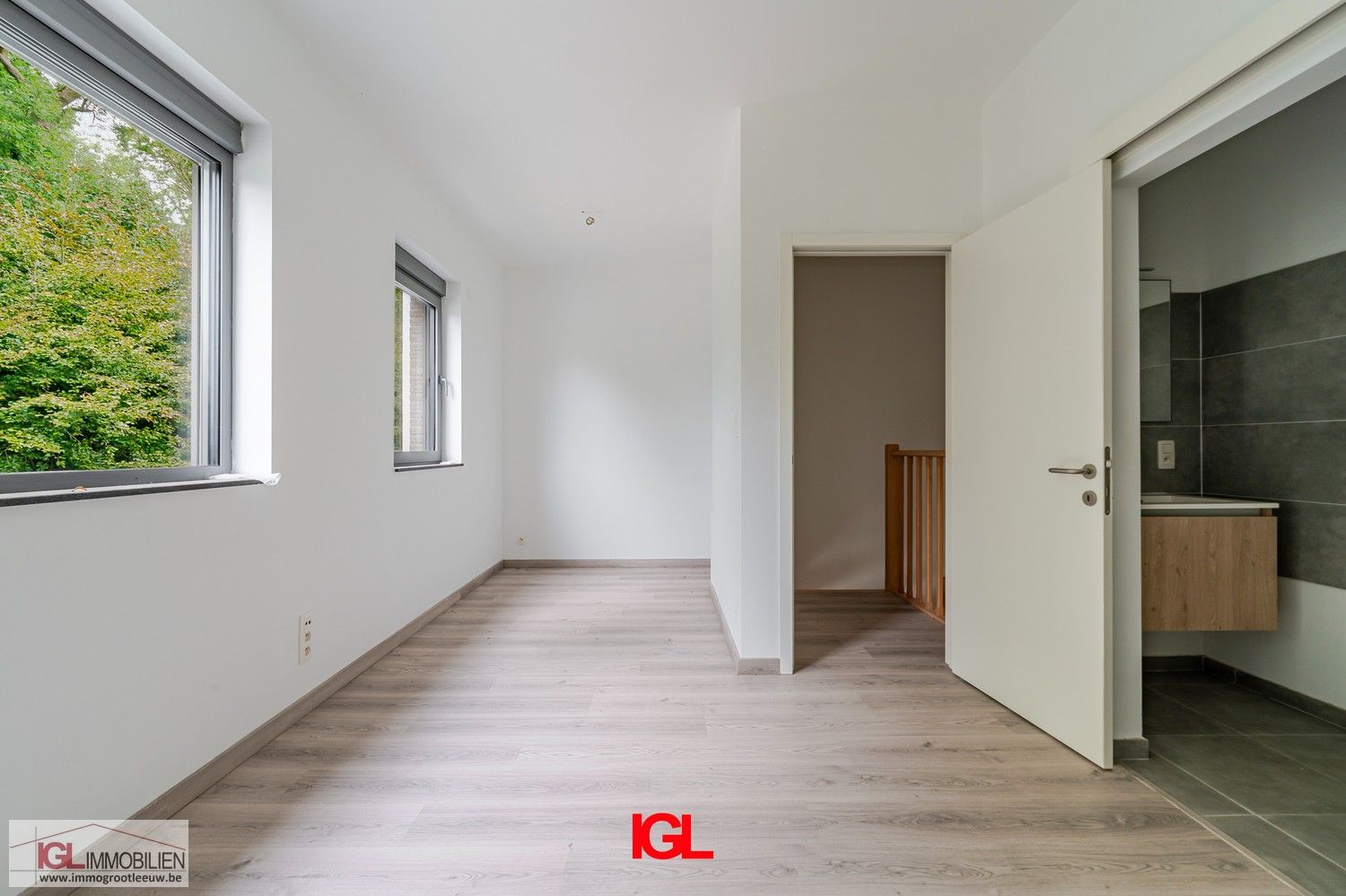 Nieuwbouw-duplex appartement met tuin en ondergrondse parkeerplaats! foto 8