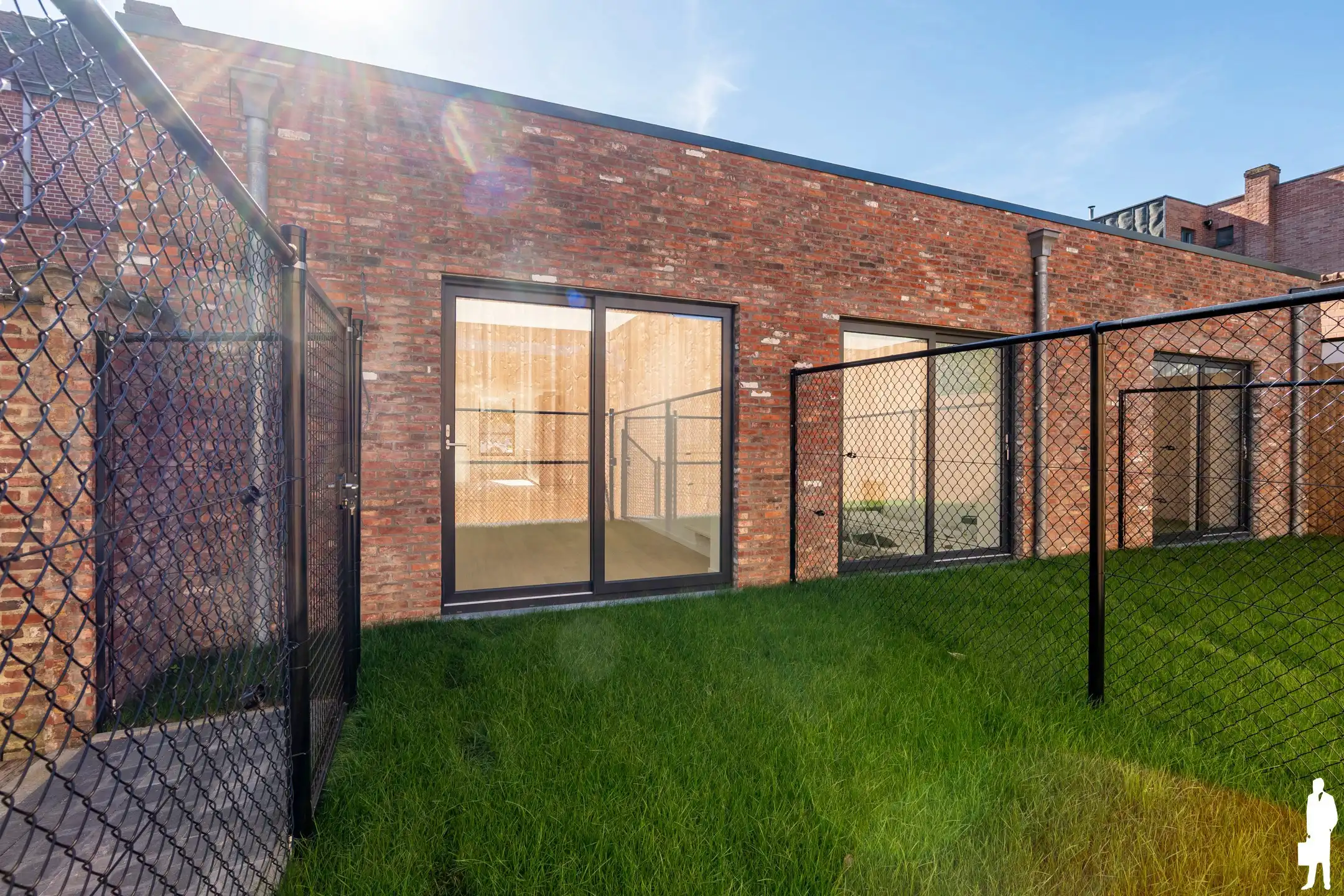 Gerenoveerde woning met tuin en handige achtertoegang foto 19