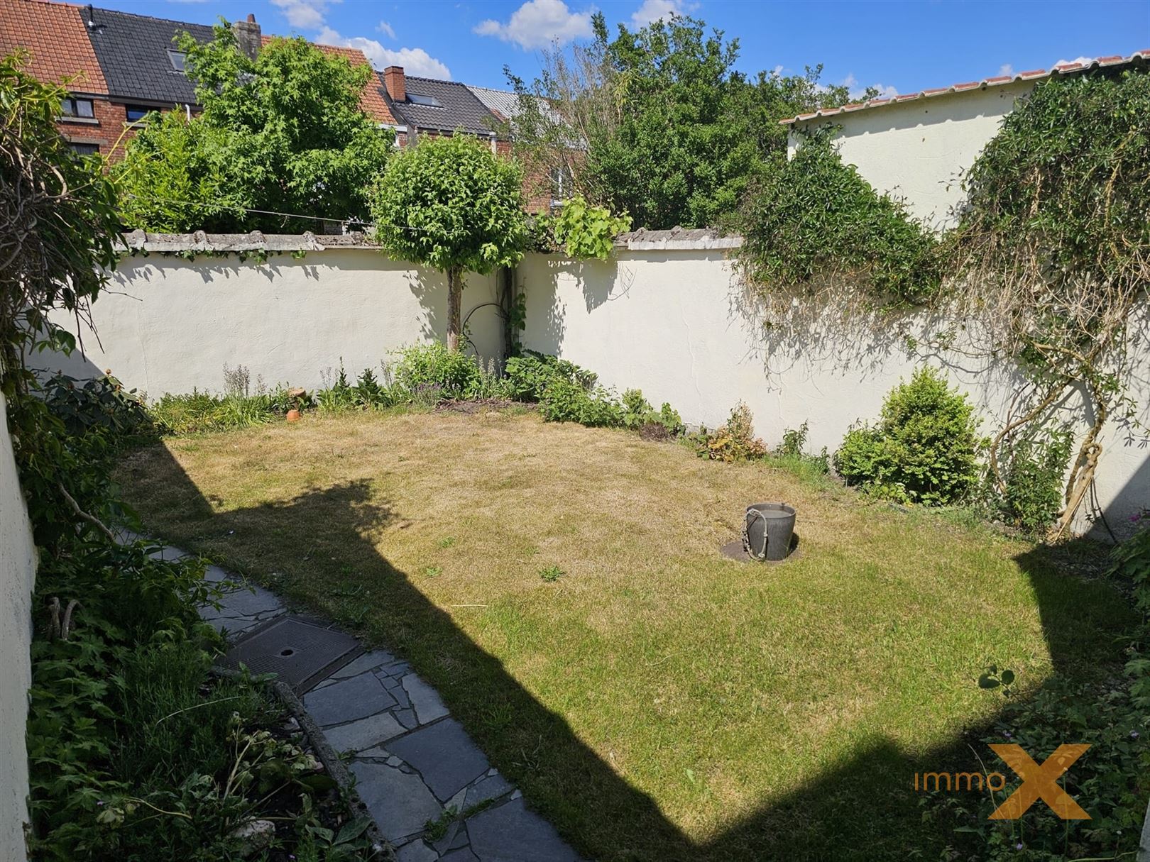 CHARMANTE WONING MET TUIN EN GARAGE foto 5
