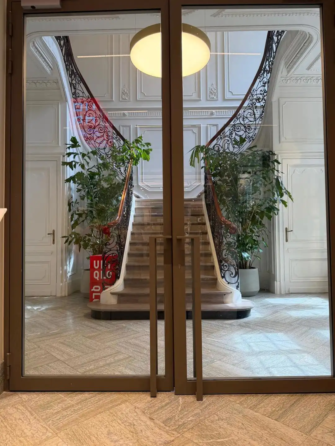 Kantoren te huur in het commerciële hart van Antwerpen. foto 14