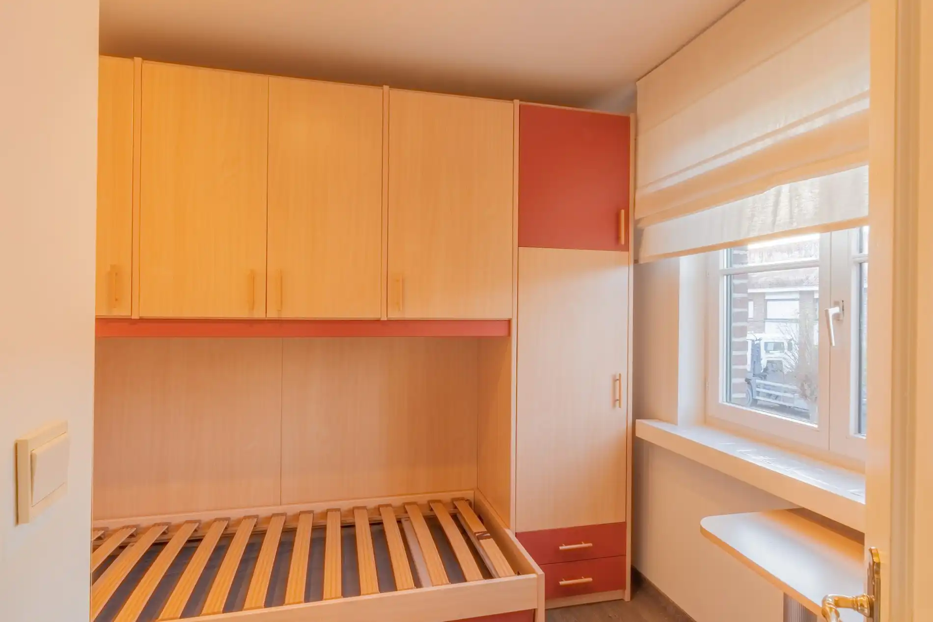 Moderne stadswoning met parking & tuin te Heist foto 22