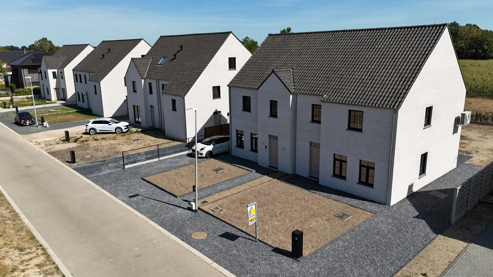 Nieuwbouw-woning in landelijke stijl met 3 slpk op 3 a 82 ca. foto 38