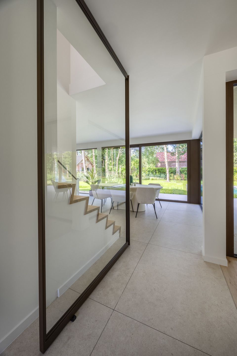 Luxe nieuwbouwwoning met zwembad op toplocatie Halle-Zoersel foto 7