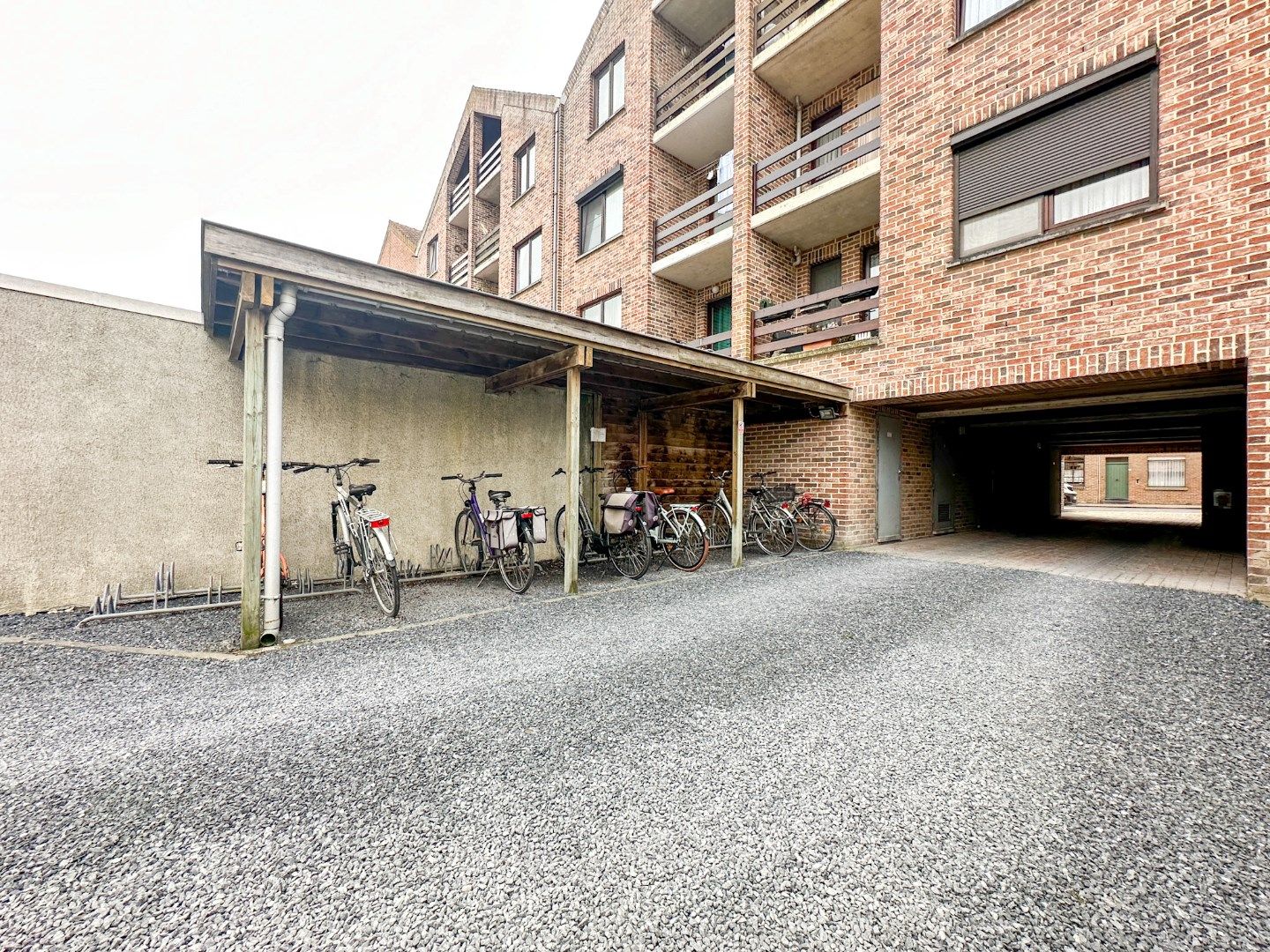 Lichtrijk en ruim appartement, 2 slpk, terras, Poperinge foto 28