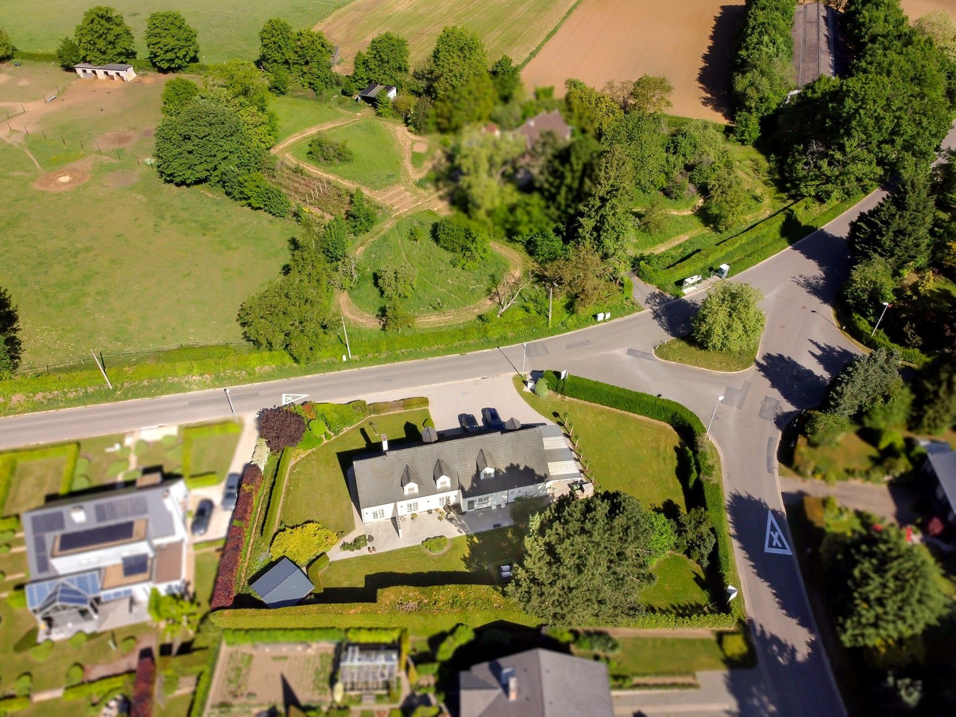 Knappe villa op residentiele toplocatie! foto 16