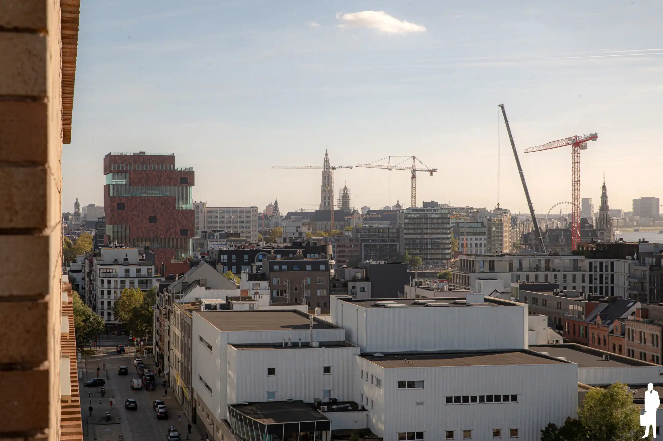 Gemeubeld 2-slaapkamerappartement met terras op het Eilandje foto 5