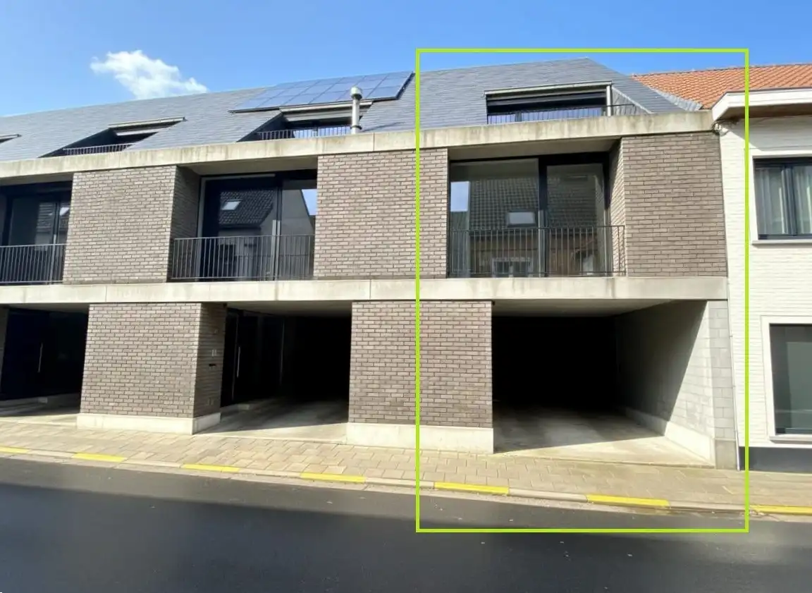 GEZELLIGE RIJWONING MET 3 SLPKS | KOER EN TERRAS foto 2