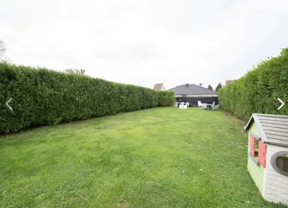 MOOI GELEGEN, TE MODERNISEREN WONING ! foto 6