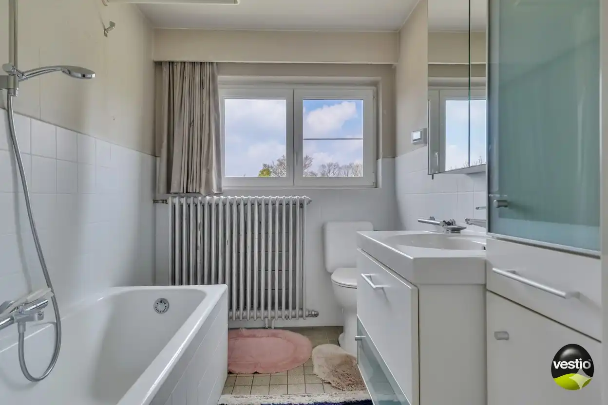 RUSTIG GELEGEN WONING OP 9,64 ARE foto 29