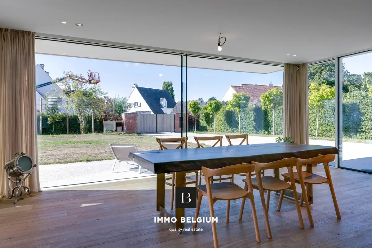 Luxe villa langs de Duinbossen tussen De Haan en Wenduine foto 3