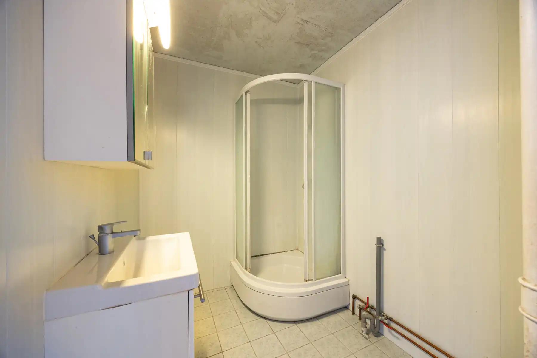 Ruim appartement met balkon en open zicht! foto 4