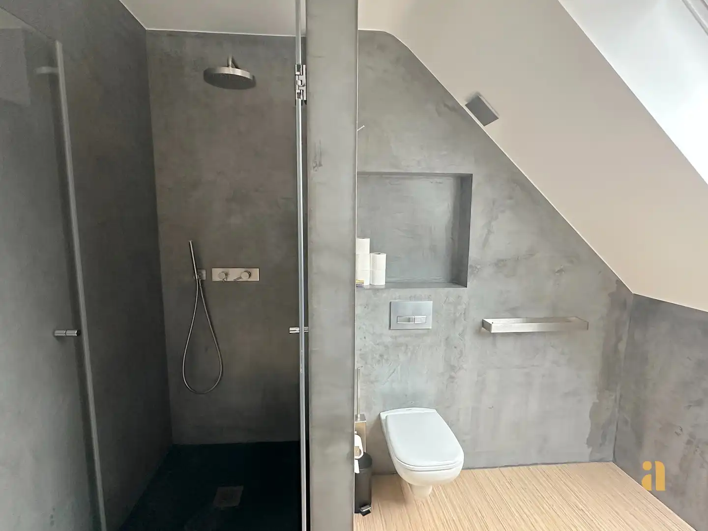 Wonen met stijl, licht en rust – midden in Gent foto 16