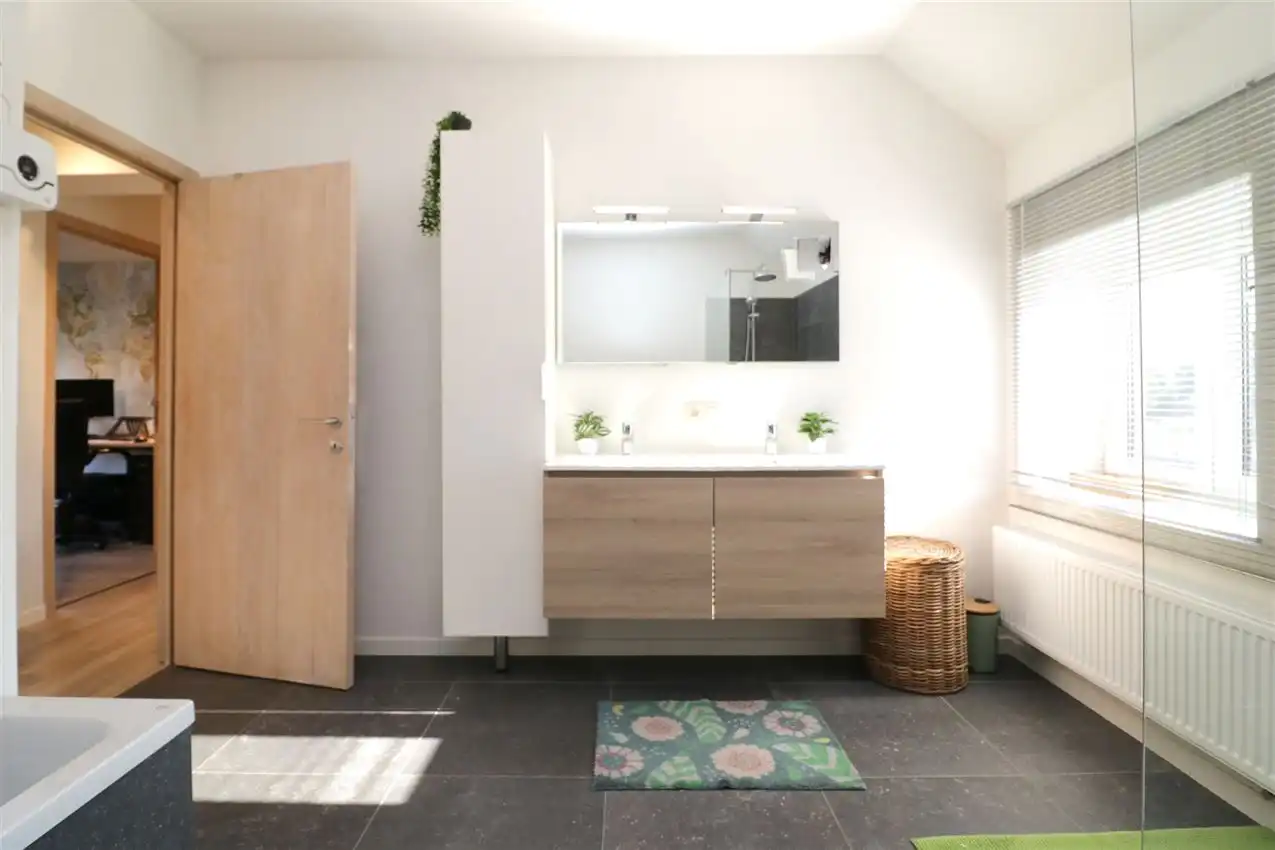 Gunstig gelegen woning met 3 slpk., tuin en garage foto 12