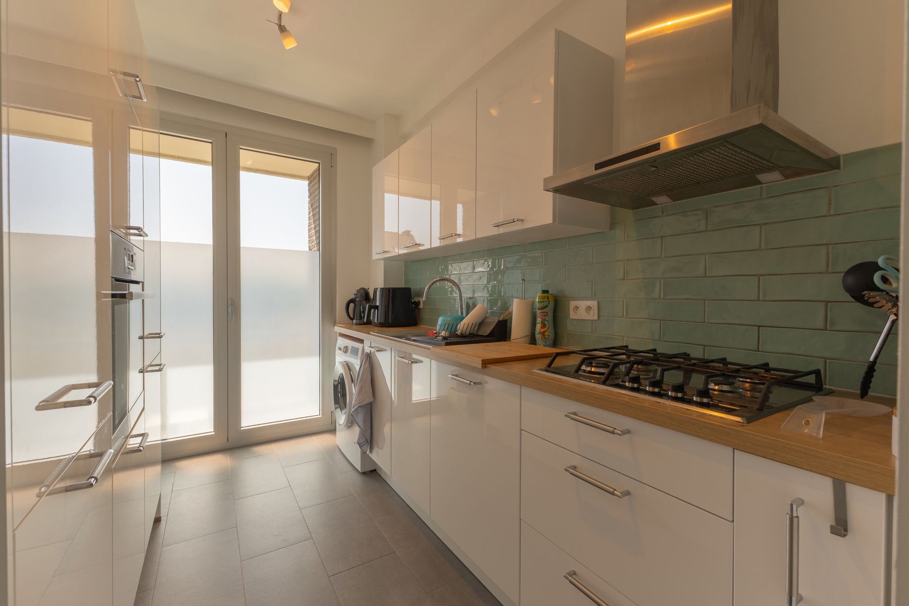 Instapklaar appartement met twee slaapkamers en staanplaats foto 8
