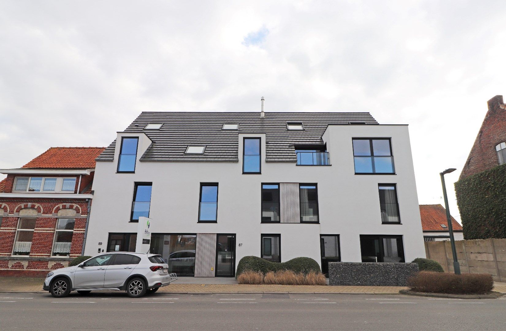 Verzorgd appartement met garage foto {{pictureIndex}}