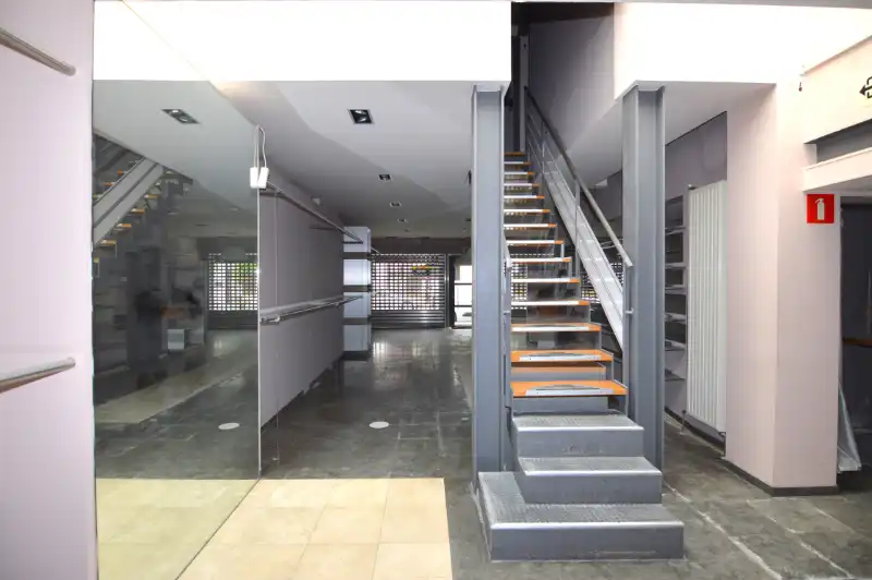 Handelspand op toplocatie in Mechelen foto 4