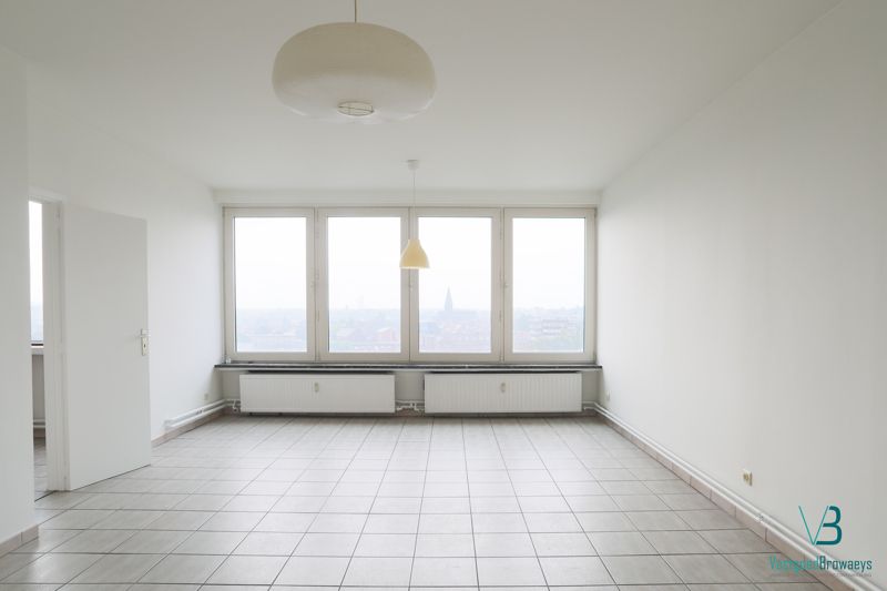 Ruim 3-slaapkamer appartement met uniek zicht op Gent foto 2