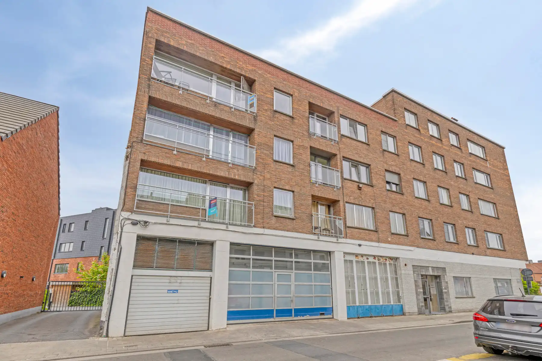 Gezellig instapklaar appartement met ondergrondse standplaats ! foto 17