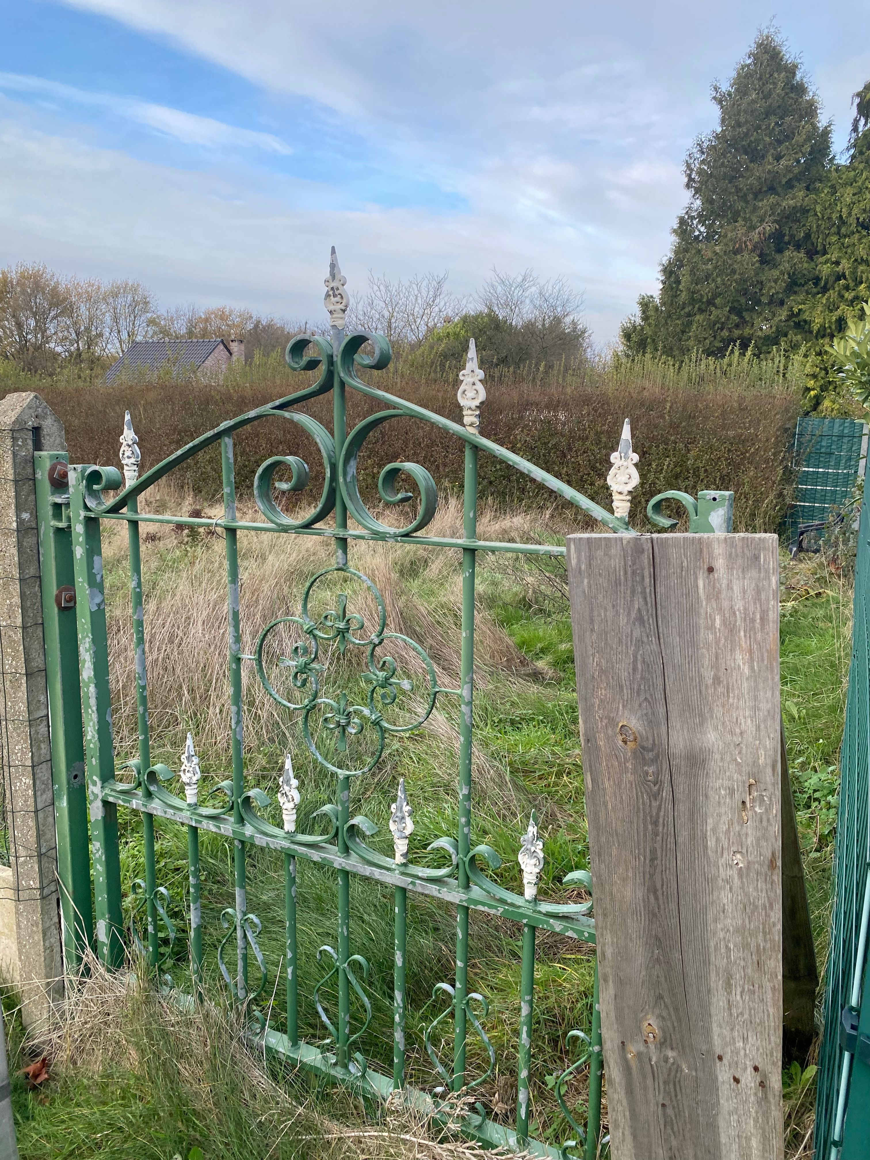 Genk, Haagsteeg lot 1: uitstekend gelegen bouwgrond van 3a 39 ca voor halfopen bebouwing. foto 4