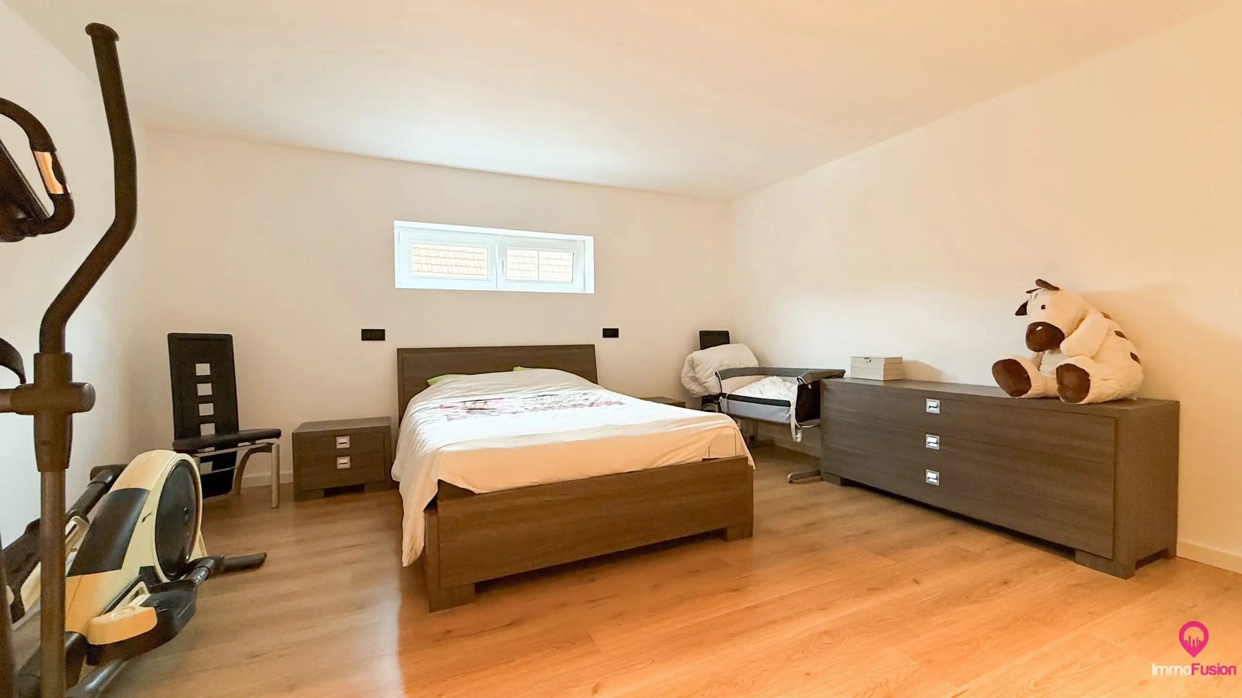 Gerenoveerde woning met veel ruimte en 6 slaapkamers! foto 31