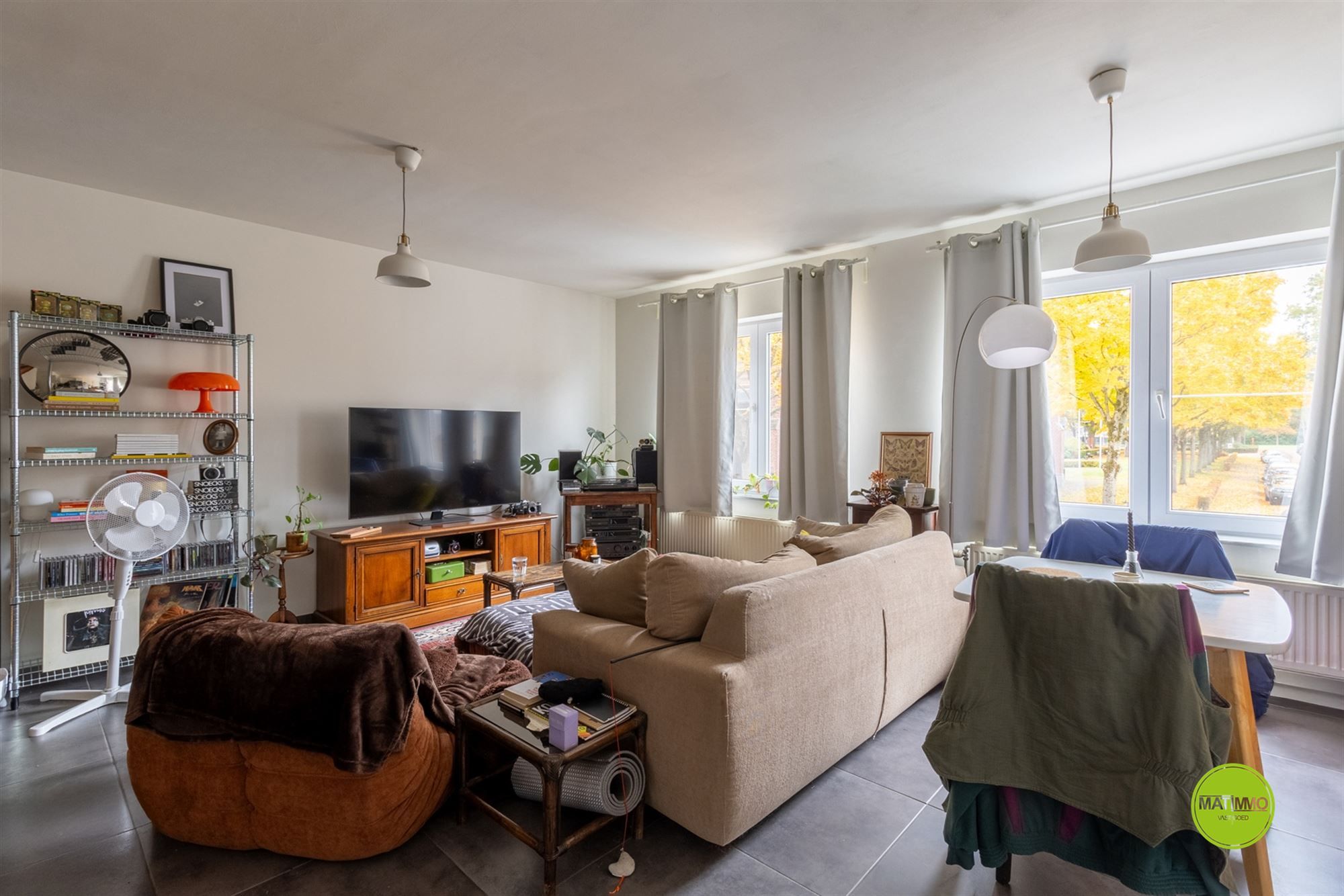 Ruim triplex appartement in een rustige omgeving  foto 3