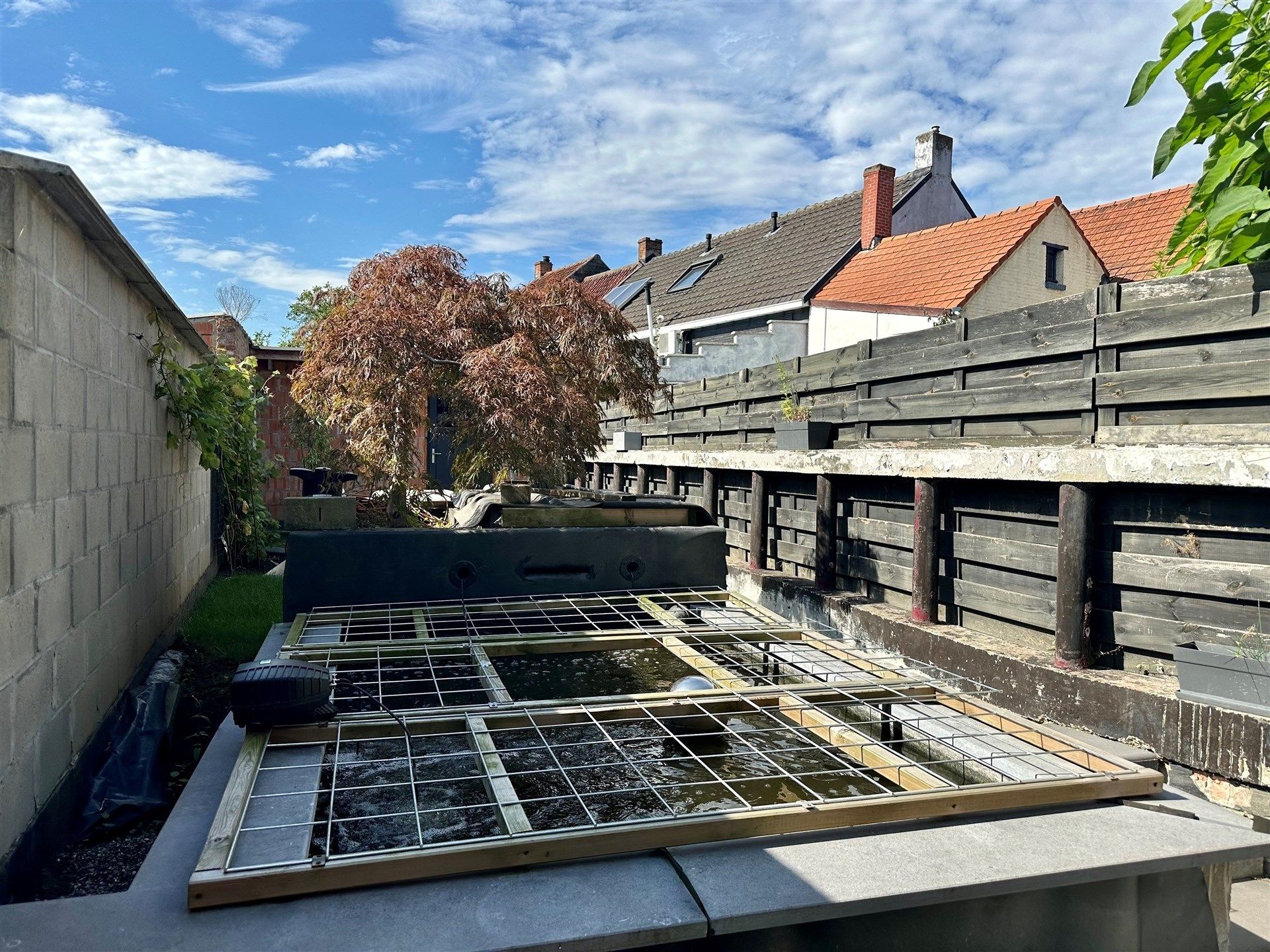 Instapklare bel-étage woning met grote garage en zonnig tuintje gelegen in een doodlopende woonstraat foto 19