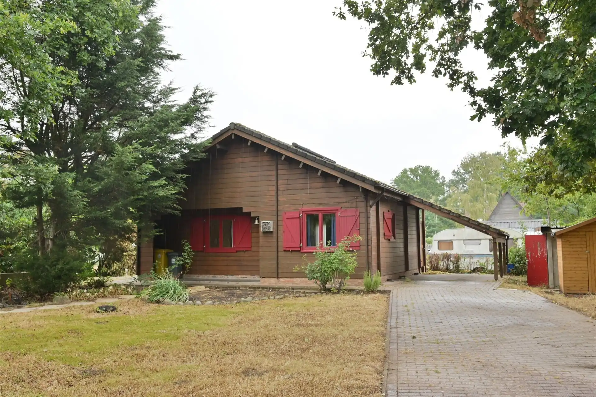 Instapklare vakantiewoning op 810 m² in een rustige omgeving foto 19