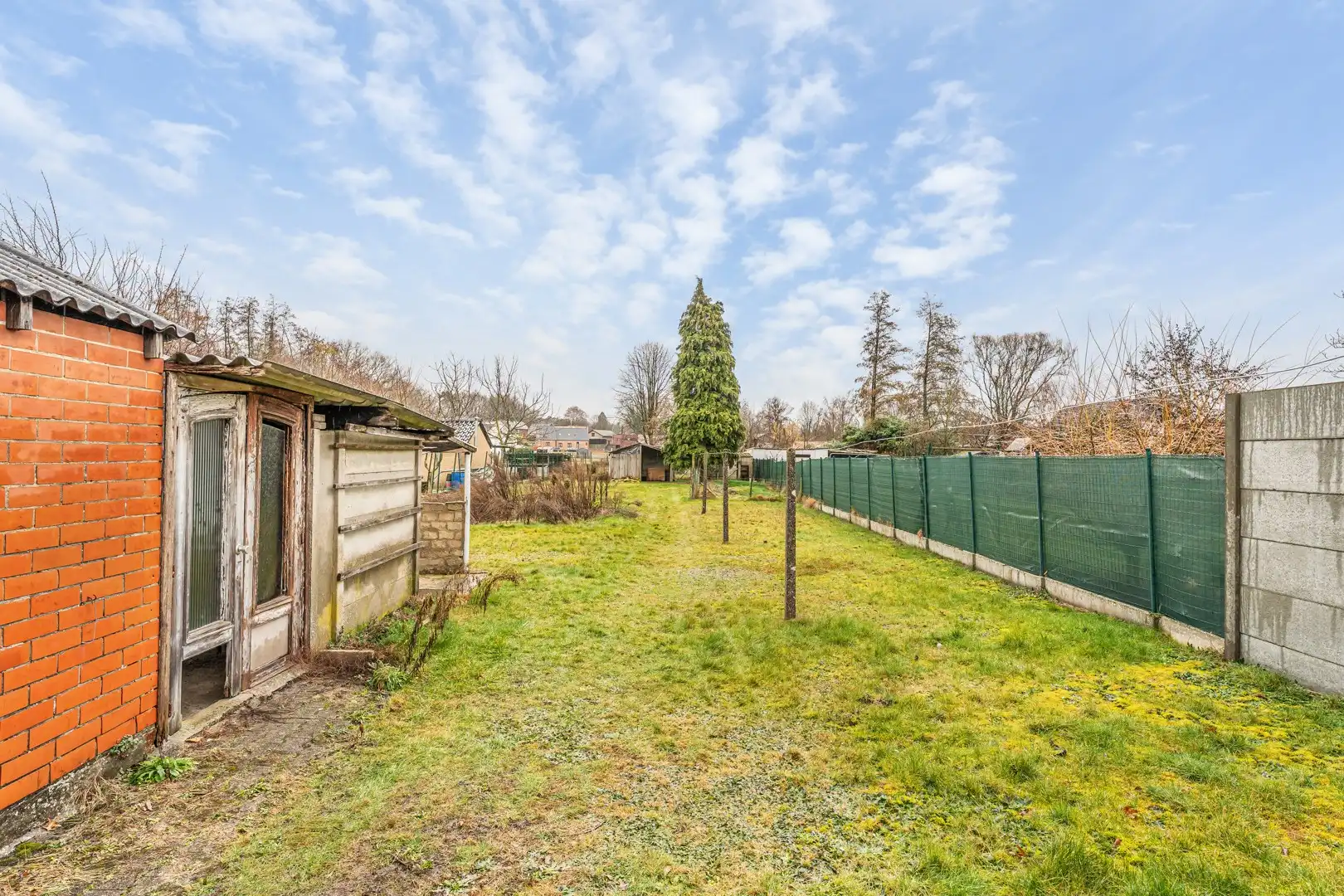 Te renoveren woning op leuke locatie! foto 13