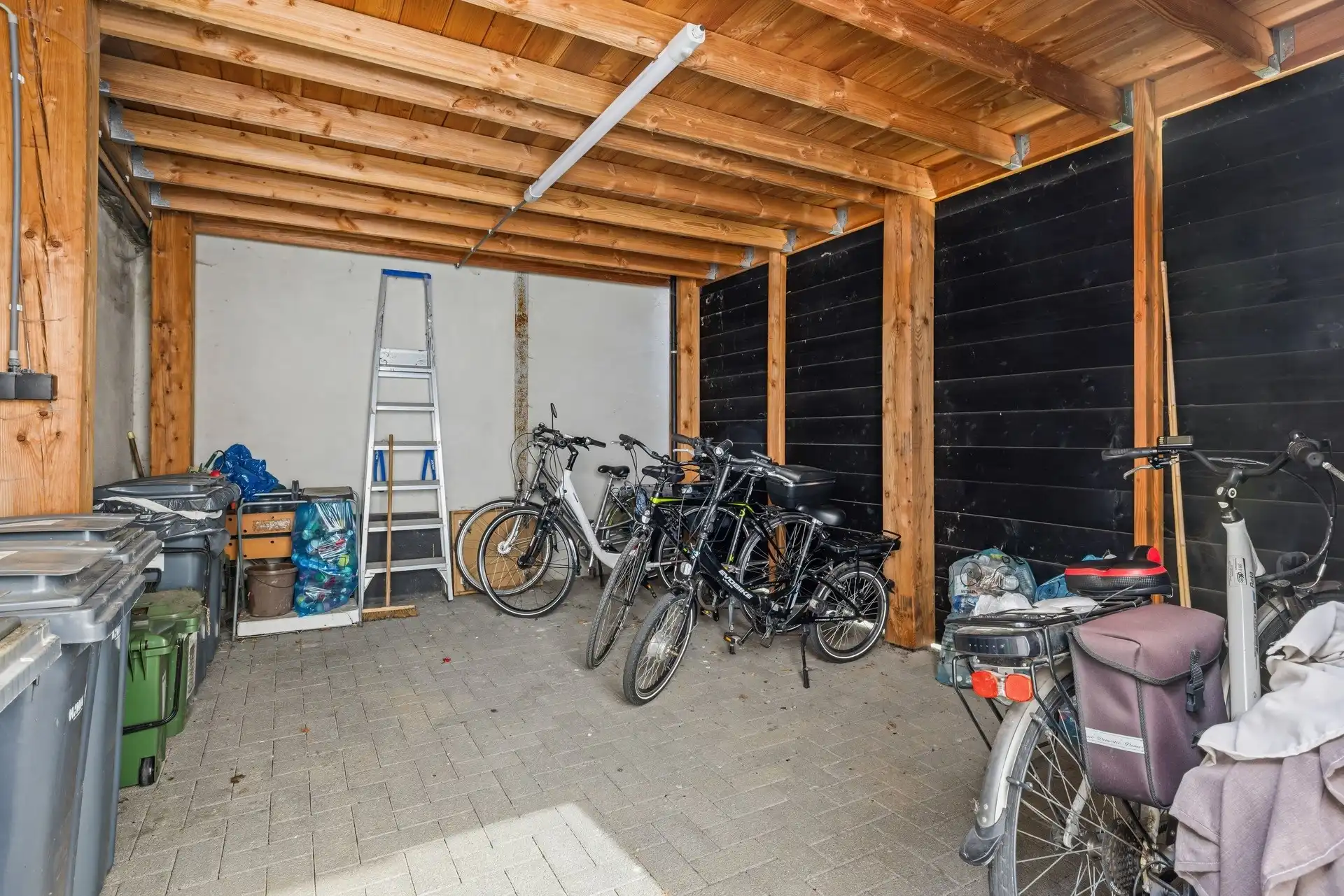 Ruim gelijkvloersappartement (140m²) op een uitmuntende locatie in het centrum van Sint-Gillis-Waas foto 14