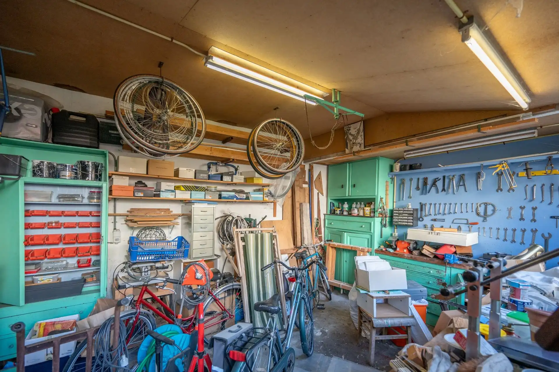 Grote gezinswoning met tuin en 7 slaapkamers nabij centrum en zee foto 12