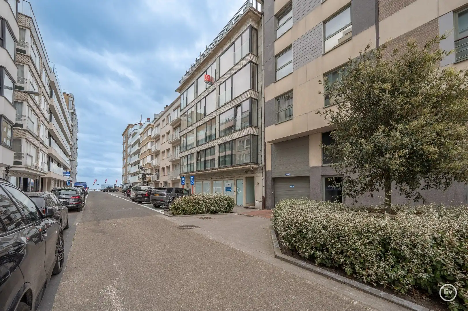 Prachtig gerenoveerd 2-slaapkamerappartement op toplocatie in Knokke foto 12