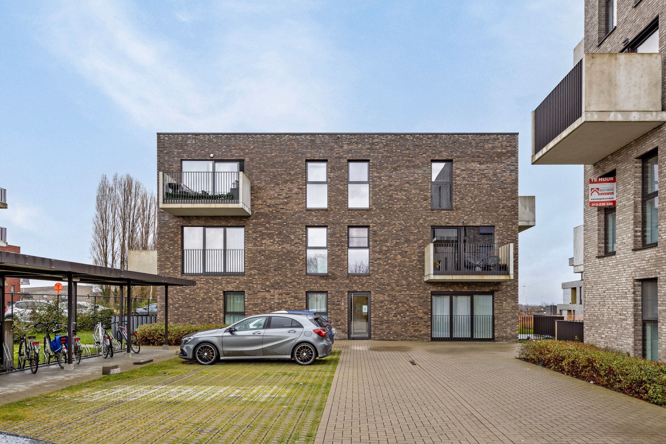 Knus appartement met een slaapkamer in een residentiële omgeving foto 1