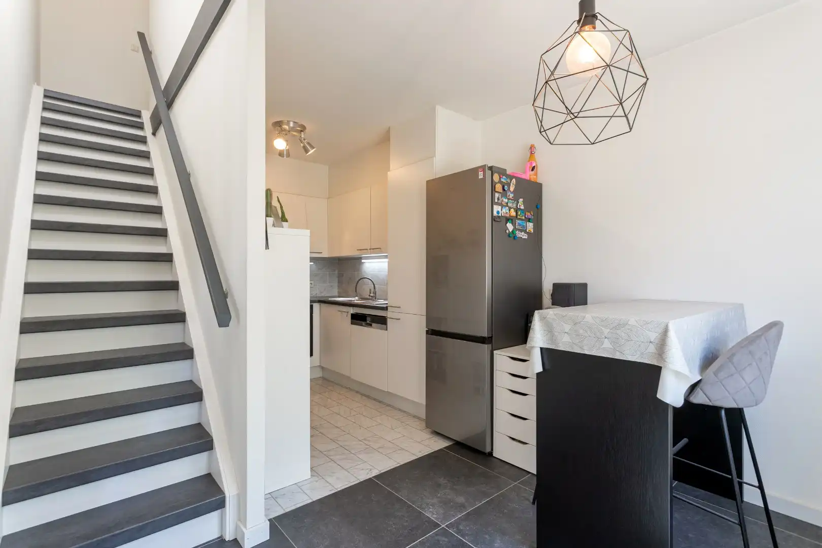 Instapklaar duplex app. 2 slpk met terras en parkeerplaats  foto 6