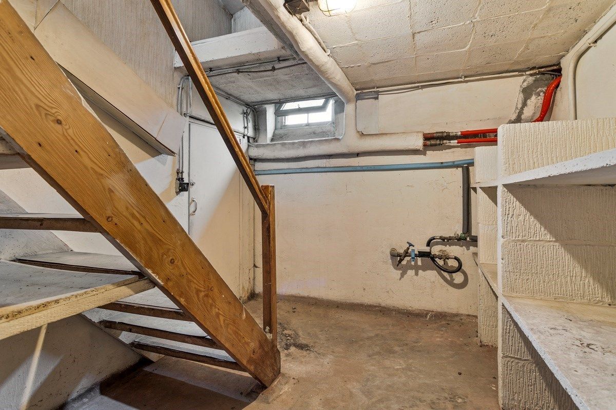 Ruime woning met 4 slaapkamers en garage! foto 12