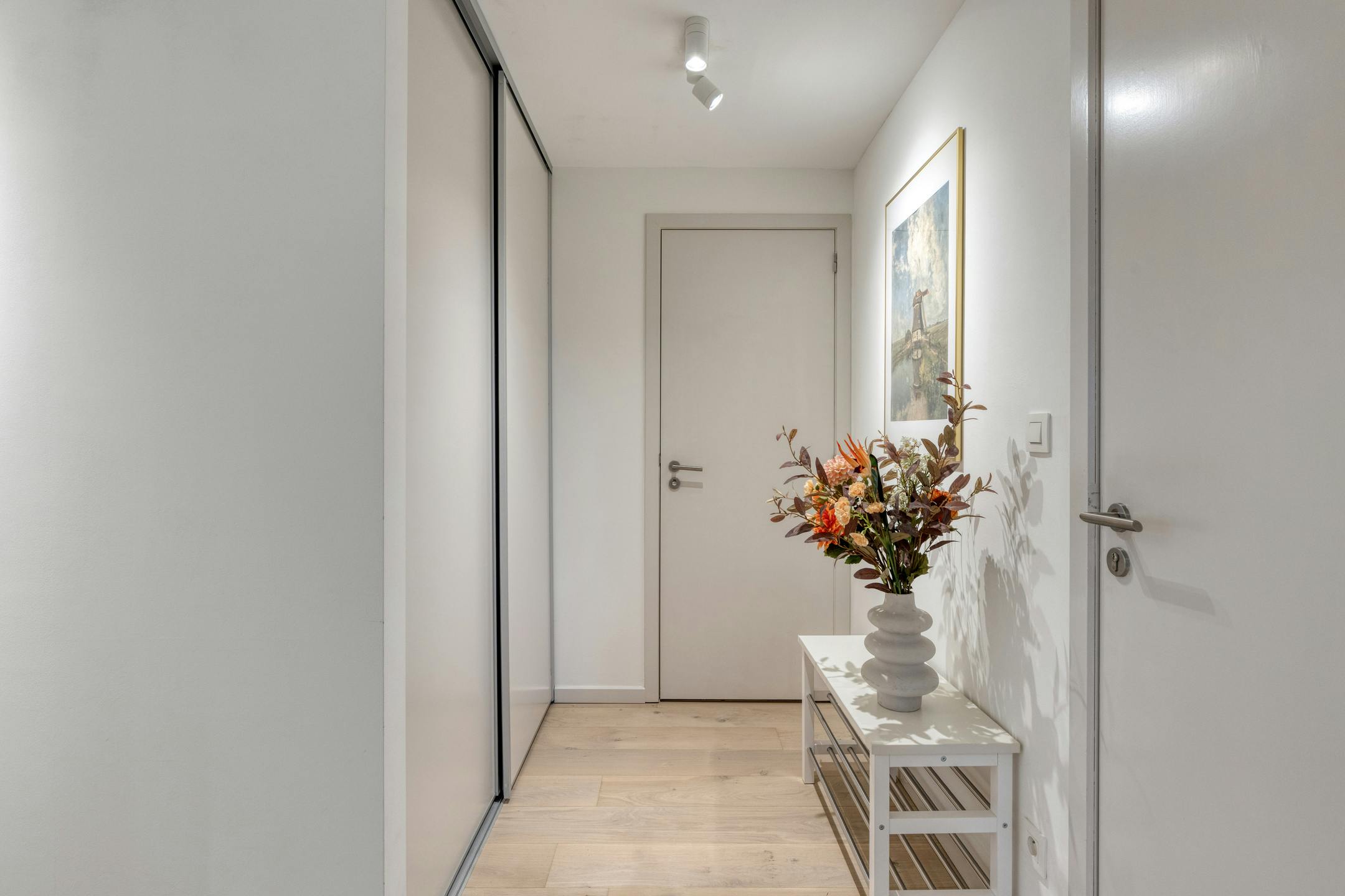 Recent appartement met spectaculair vergezicht te koop in Eke foto 8