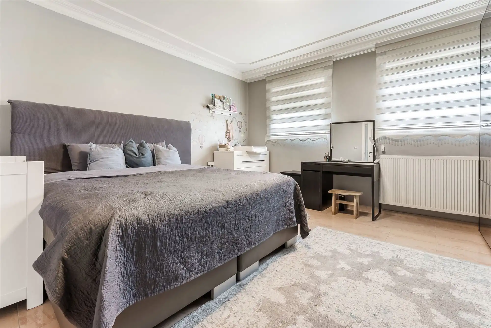 ZEER RUIME, GOED ONDERHOUDEN WONING (269M²) MET 4 SLAAPKAMERS EN RUIME GARAGE OP EEN PERCEEL VAN 10ARE TE BEVERLO foto 14