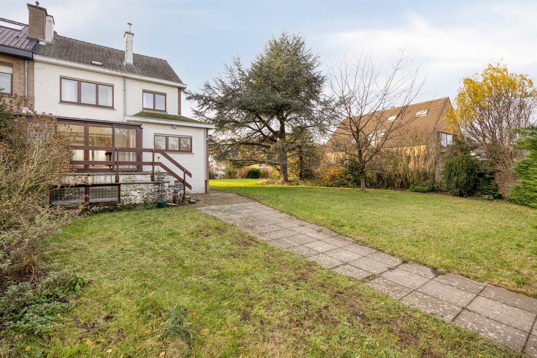 Ruime woning op een perceel van 14are 67ca op een topligging in Groot-Bijgaarden! foto 30