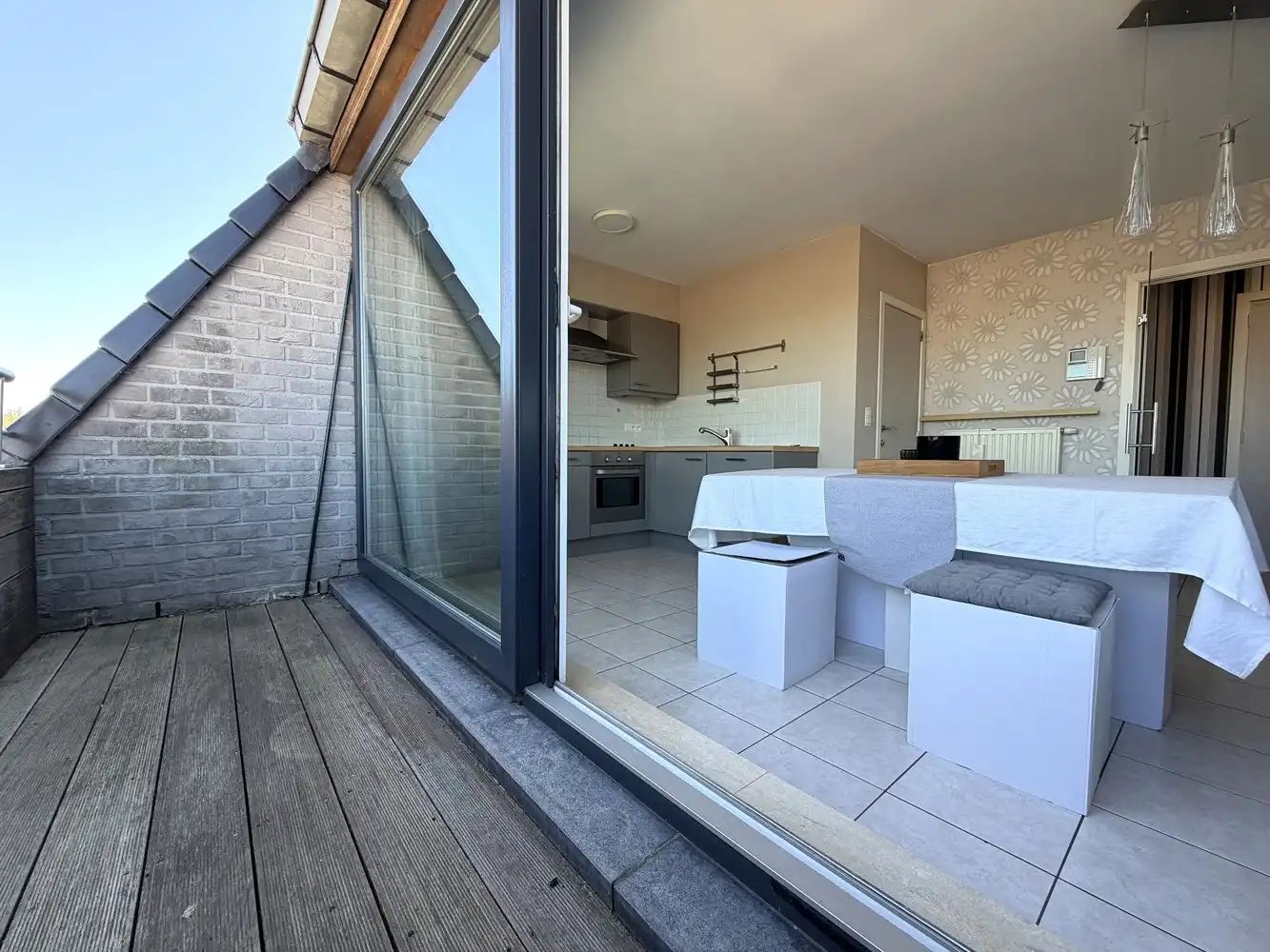 Instapklaar appartement MET garage in Residentie Spanje in het centrum van Koekelare foto 17